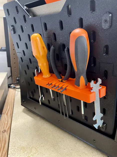 Giá treo dụng cụ SKADIS cho bộ tool của Prusa Core One kit - Image 1