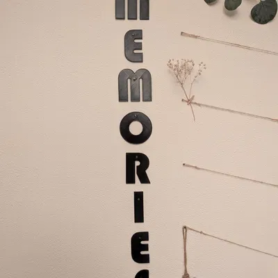 Chữ “Memories” cho ảnh kỷ niệm | Schriftzug “Memories” cho Foto Erinnerungen