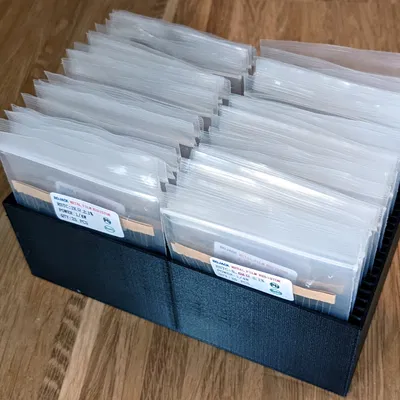 Hộp Resistor Box / hộp túi poly nhỏ – 50 túi