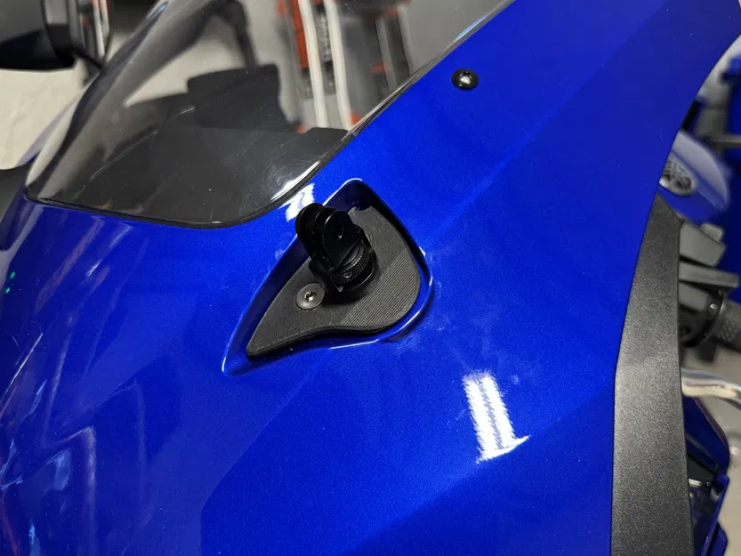 Miếng Che Lỗ Gương Yamaha R9 (R9 Mirror Block Off Plate) kèm mount 1/4-20 - Image 4