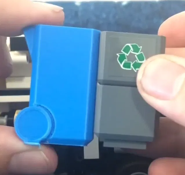 Lego Electric Garbage Truck: Thùng rác & thùng tái chế (Trash/Recycling cans) - Image 1