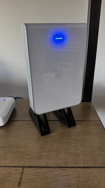 Ubiquiti U7 Pro Wall - Gá đỡ hỗ trợ - Image 1