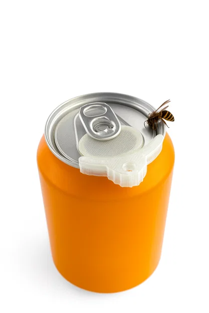 SlideSip: Nắp bấm gọn, trượt mở đơn giản cho lon soda - Image 1