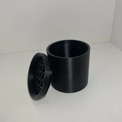 Can đựng dầu thải RC – Đơn giản, bền, nắp vặn ren kín