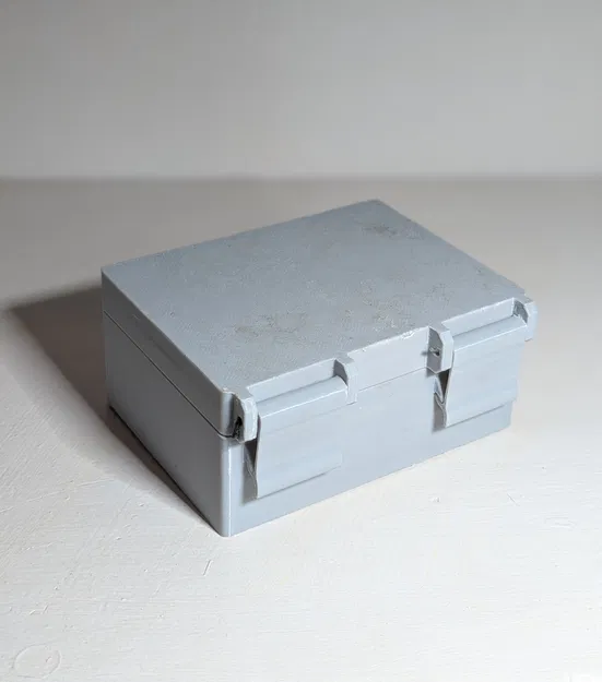 Hộp khóa gài bảo vệ (Protective Latching Box) - Image 1