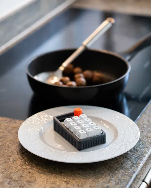 HaloPad V2 (Vỏ Adafruit Macropad) – Enclosure in 3D - Image 10