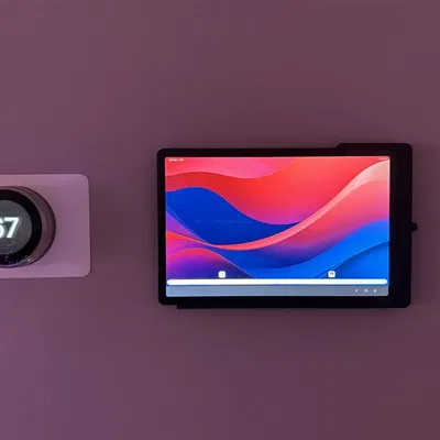 Giá Treo Tường Tablet Lenovo M11