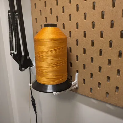 Giá đỡ cuộn chỉ lớn cho Skadis