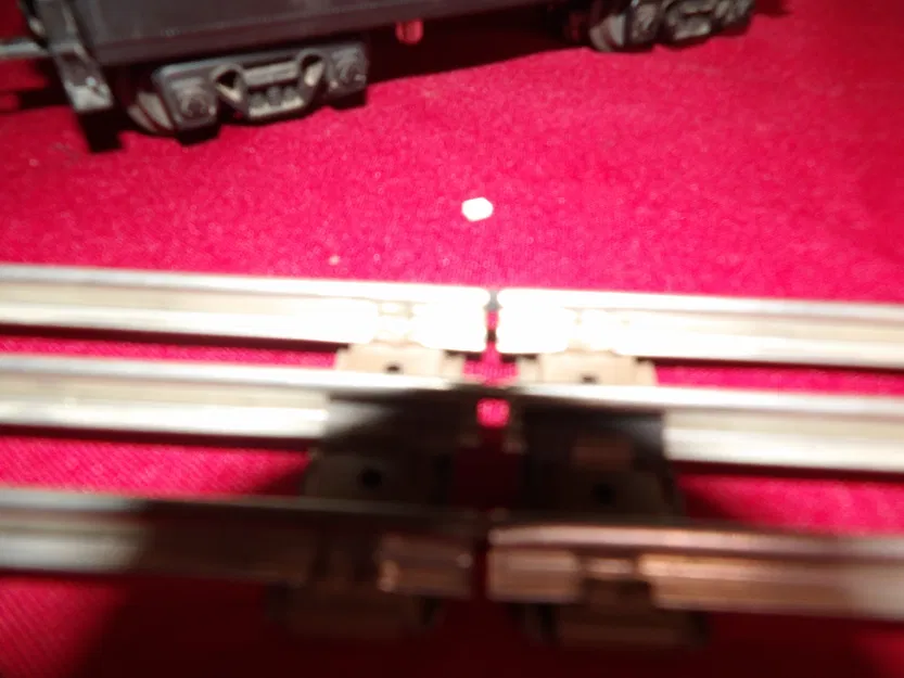 Chốt cách điện ray O-27 (o-27 track insulating pins) - Image 7