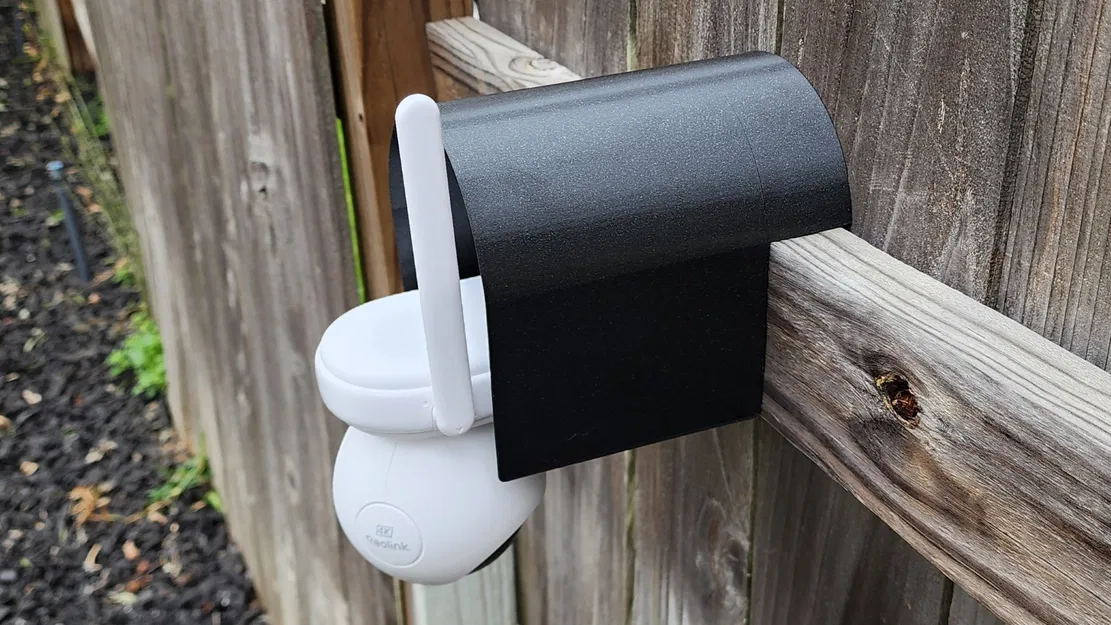 Reolink Atlas PT Ultra Hood - Image 3