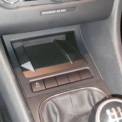 Console sạc không dây VW Golf 6 thay hộc gạt tàn (Wireless Phone Charging)
