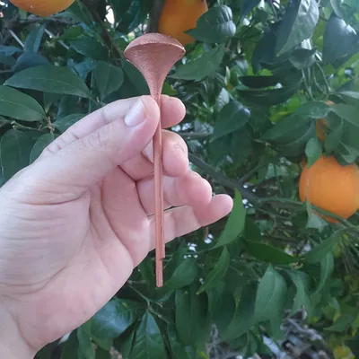 Thiết bị ngoài hành tinh bằng cobalt của Professeur Tournesol (không rõ công dụng)