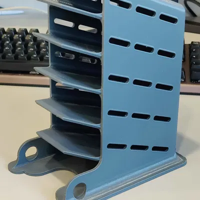 Kệ/khay Multi-Slot Power Bank Holder/Organizer (5 khe) in 3D