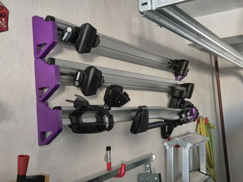 Móc treo tường cho roof rack (Roof rack wall hangers) - Image 1