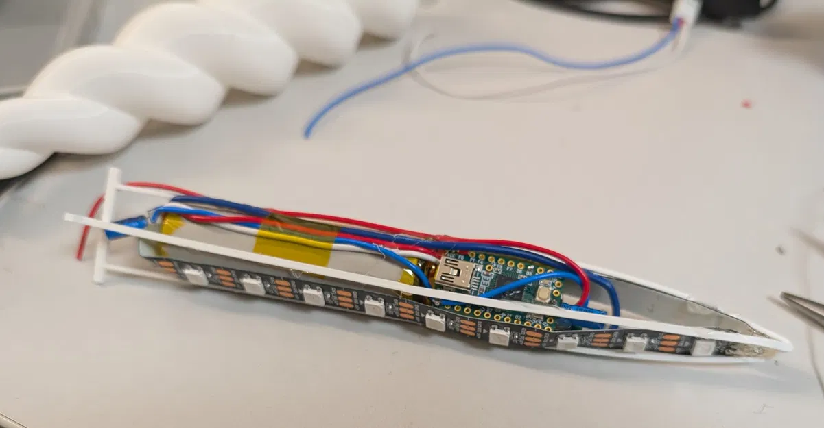 Nón gắn sừng kỳ lân LED (Neopixel) – LED Unicorn horn hat cap (Einhorn Hut) - Image 5