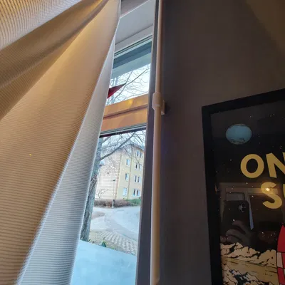 IKEA FRIDANS - Wall Guide cho rèm cuốn (Roller Blinds)