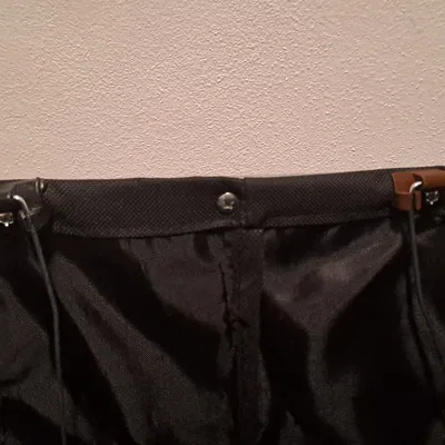 Ngàm kẹp thanh gia cường dây cho giỏ vải