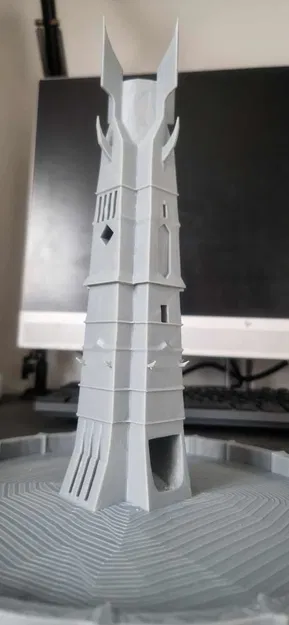 Tháp Orthanc (LOTR Dice Tower) - Image 1