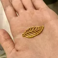Bông tai hình lá (Leaf earrings) - Thumbnail 1