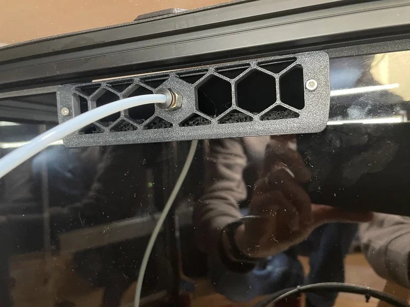 Lưới thoát khí Voron 2.4 có ren gắn đầu nối ống Bowden - Image 1