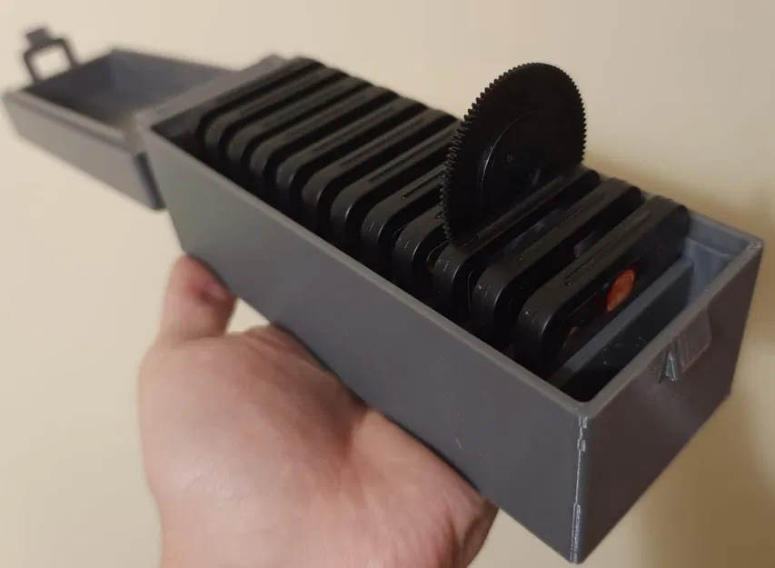 Hộp đựng đĩa film máy chiếu (Izoxis projector) - Image 1