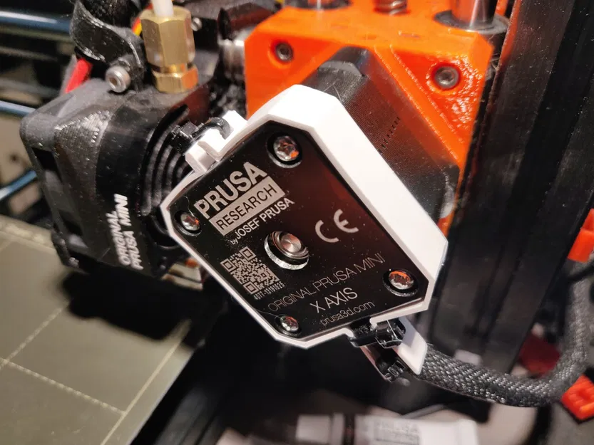Prusa Mini: X-Axis cable strain relief cho ziptie lớn hơn - Image 2