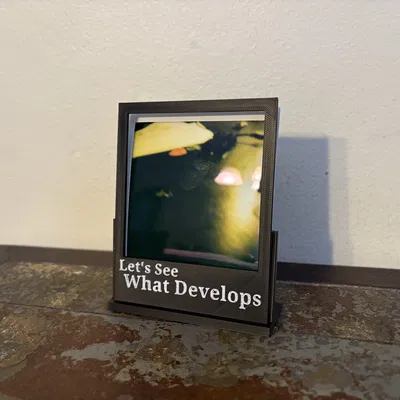 Khung ảnh Polaroid (Polaroid Frame)