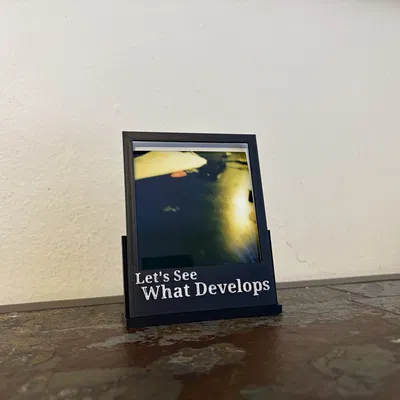 Khung ảnh Polaroid (Polaroid Frame)