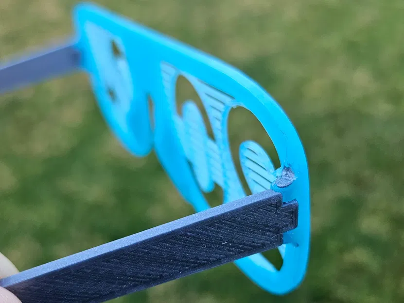 Kính Shutter Shades 2024 - Image 2