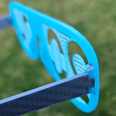 Kính Shutter Shades 2024