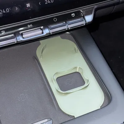 Zeekr 7X - Đế sạc AirPods Pro 2 & khay để Snus (bên phải)