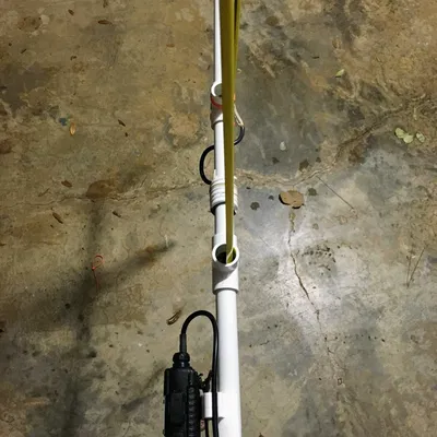 Giá gắn HT Radio cho Yagi tape measure trên ống PVC 1/2"