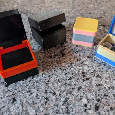 3 hộp nhỏ có nắp bản lề bên trong – hộp quà tặng