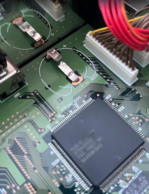 Khay giữ pin trong máy Korg X5/X5d (Internal Battery Holder) - Image 3