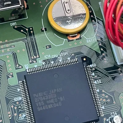 Khay giữ pin trong máy Korg X5/X5d (Internal Battery Holder)