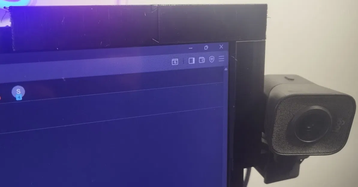 Giá đỡ gắn monitor cho Logitech StreamCam - Image 1