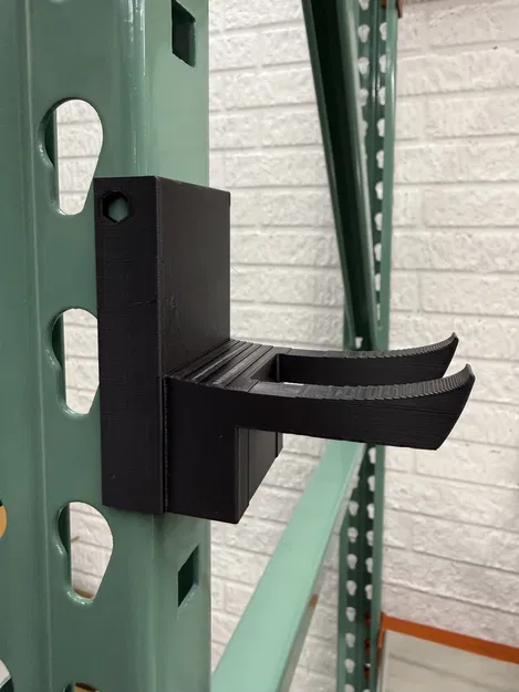 Pallet Rack Tool Pack - Móc Treo Giữ Chai Xịt Lớn (Spray Bottle Hook Holder) - Image 2