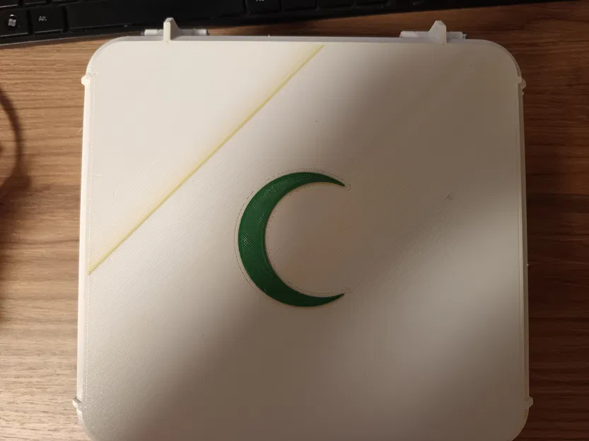 Bộ sơ cứu với biểu tượng trăng lưỡi liềm - Image 3