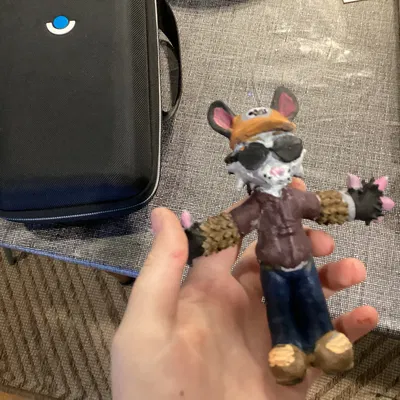 Dale Gribble nếu ổng là một con opossum ngốc nghếch gì đó