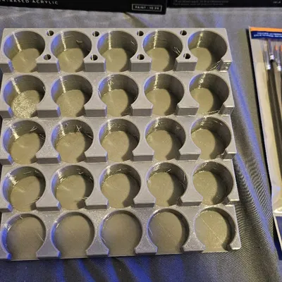 Kệ sơn 30ml (paint-rack-30ml) tích hợp chỗ để cọ