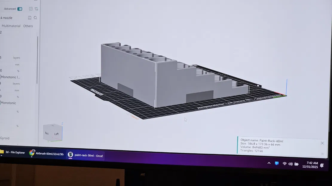 Kệ sơn 30ml (paint-rack-30ml) tích hợp chỗ để cọ - Image 7