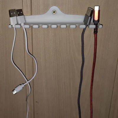 USB Halter 10 Kabel – Giá treo tường USB cho 10 cáp