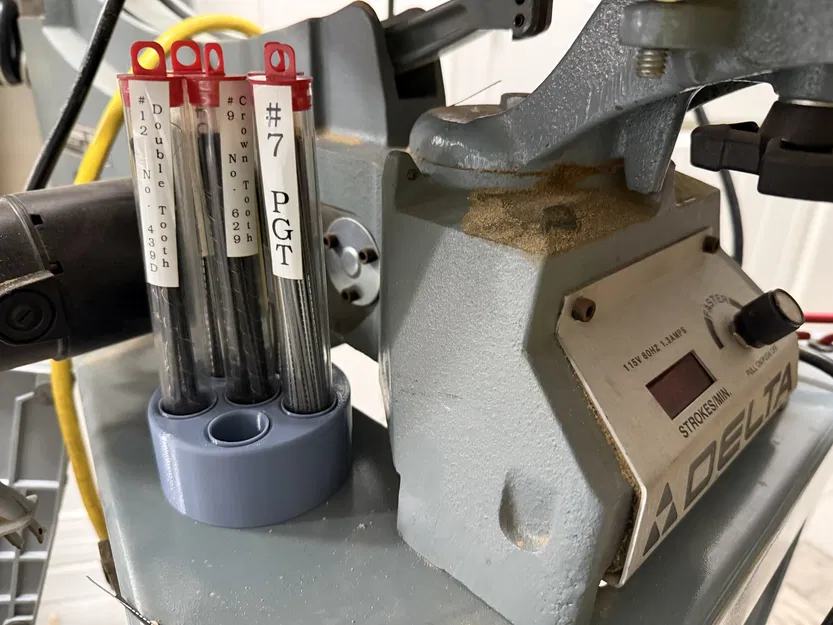 Giá đỡ lưỡi cưa lọng (Scroll Saw Blade Holder) - Image 1