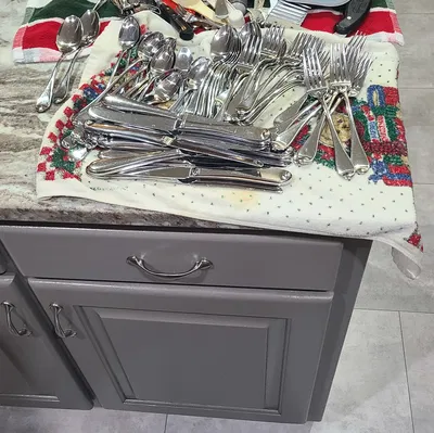 Khay/Giá đỡ dụng cụ ăn uống (Utensil Holders) dạng mô-đun