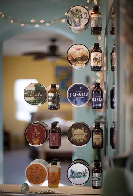 Giá đỡ Offset cho Shaving Soap & Aftershave Splash - Image 3