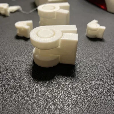 Thiết kế bản lề print-in-place để in 3D