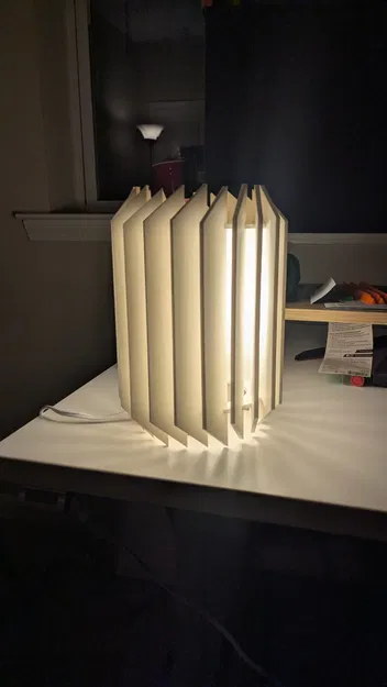 Fin Light Lamp – Chụp đèn fin tạo cảm giác chuyển động - Image 1