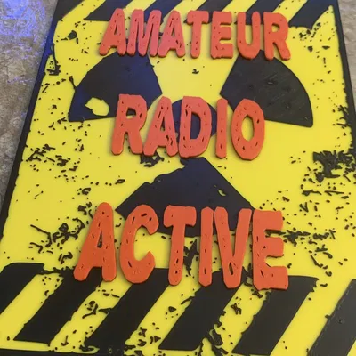 Bảng hiệu “Amateur Radio Active”