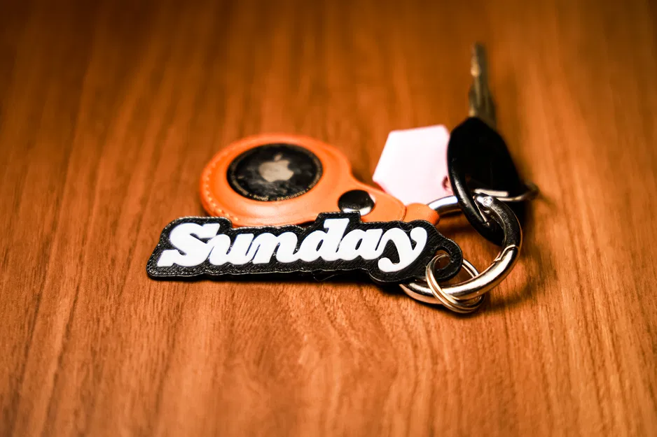 Móc khóa logo Sunday (Sunday Logo Keychain) - Image 1