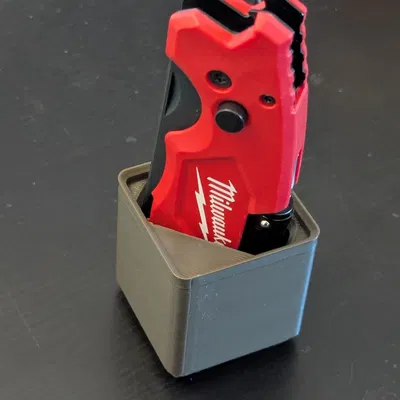 Giá đỡ Gridfinity 1x1 cho Milwaukee Fastback (Gridfinity Milwaukee Fastback Holder)